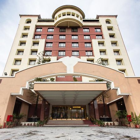 Grand Hotel Kathmandu Esterno foto