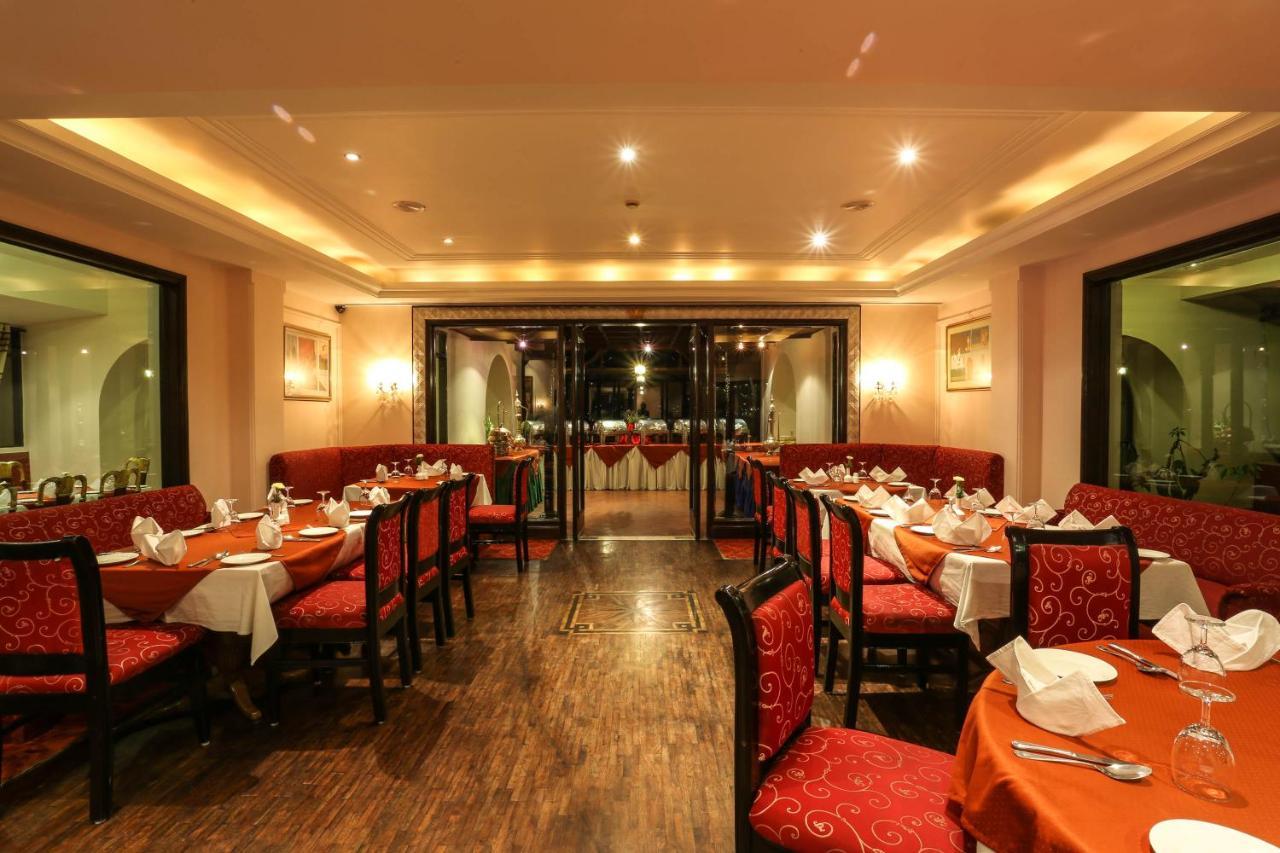 Grand Hotel Kathmandu Esterno foto