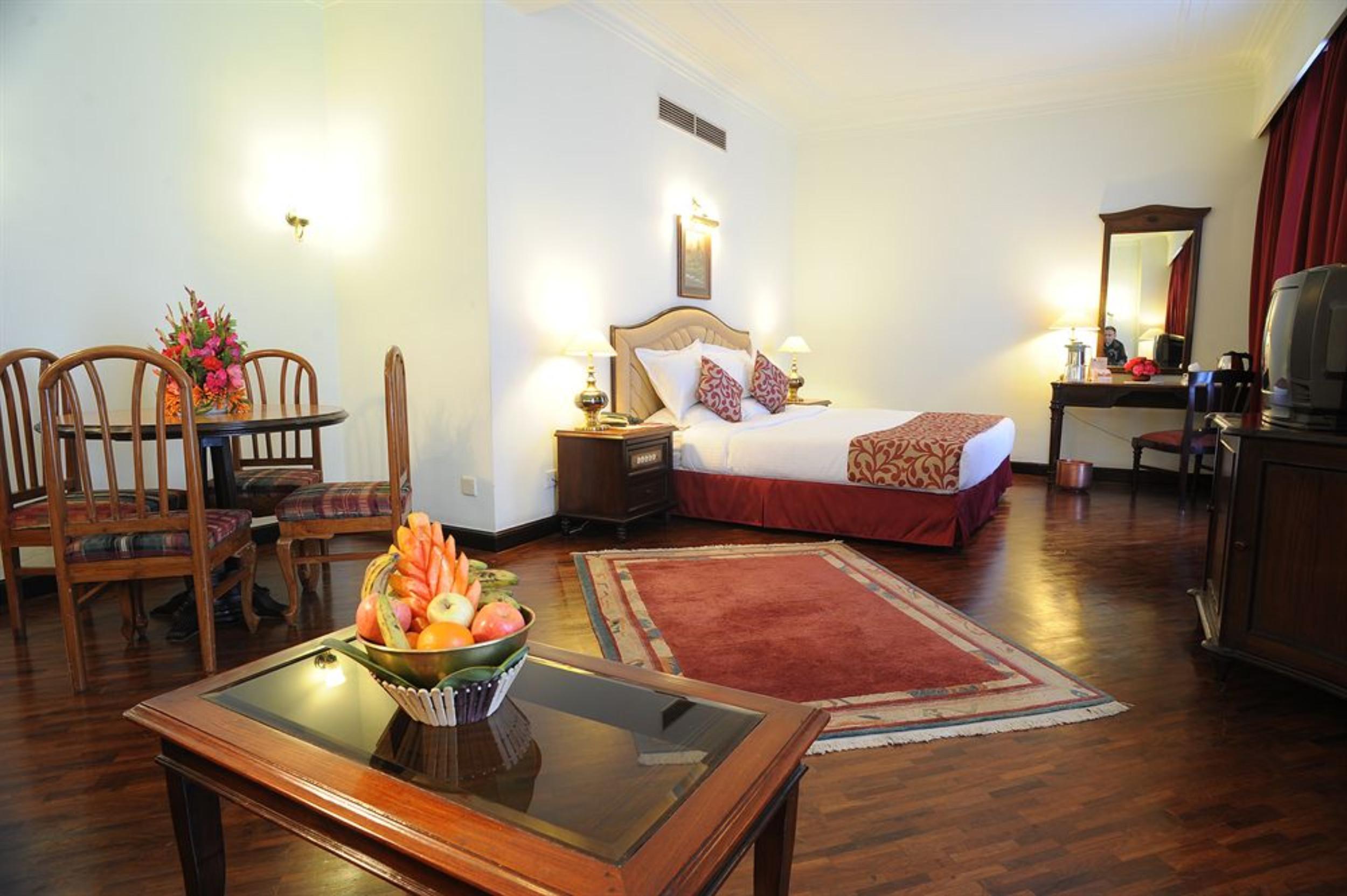 Grand Hotel Kathmandu Esterno foto