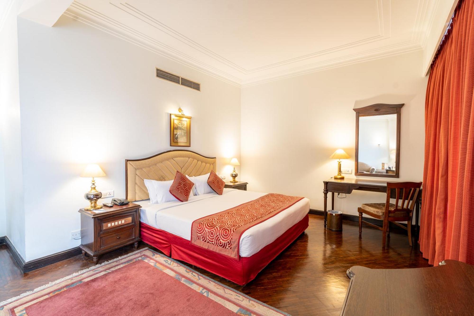 Grand Hotel Kathmandu Esterno foto