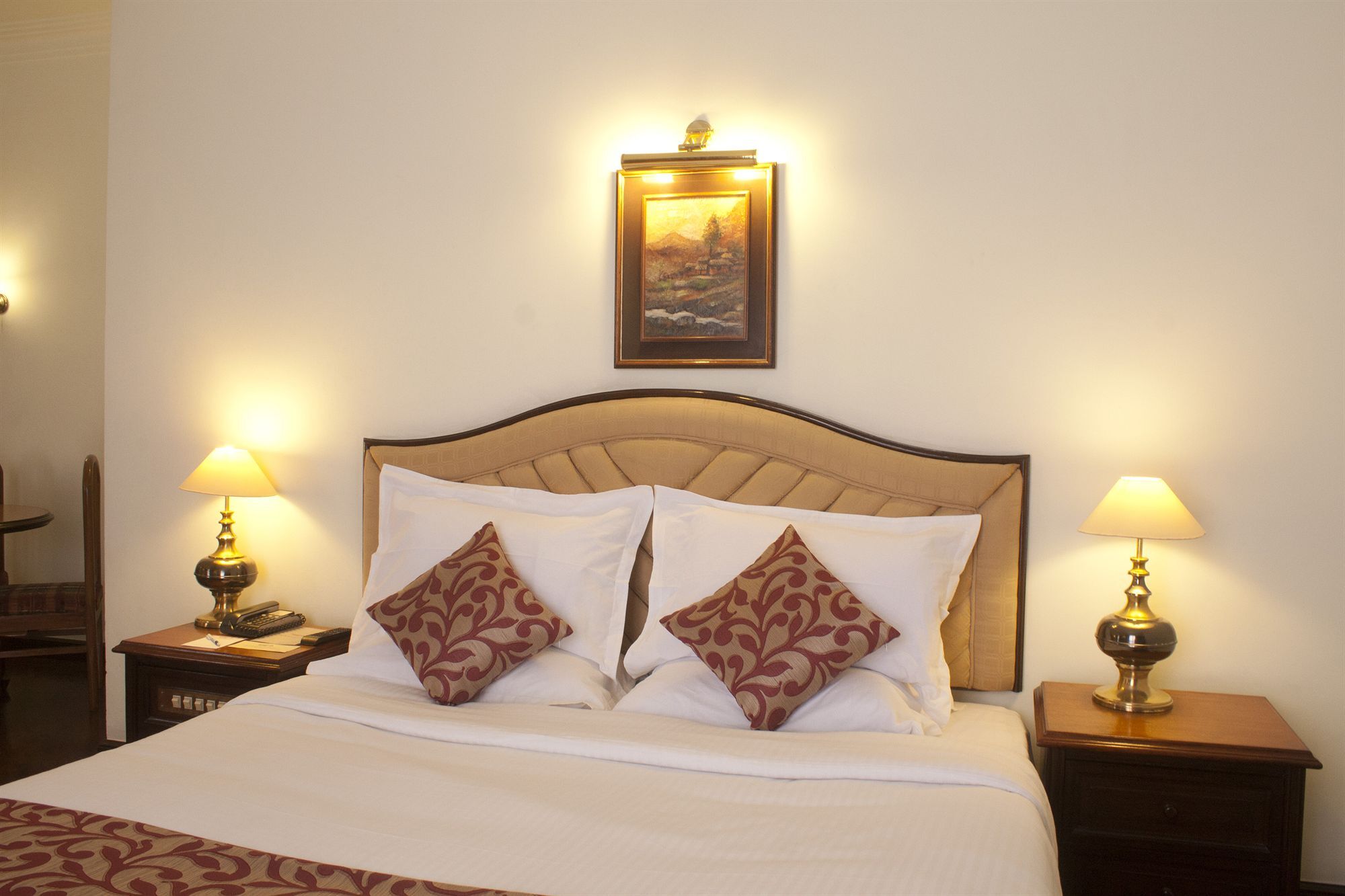 Grand Hotel Kathmandu Esterno foto