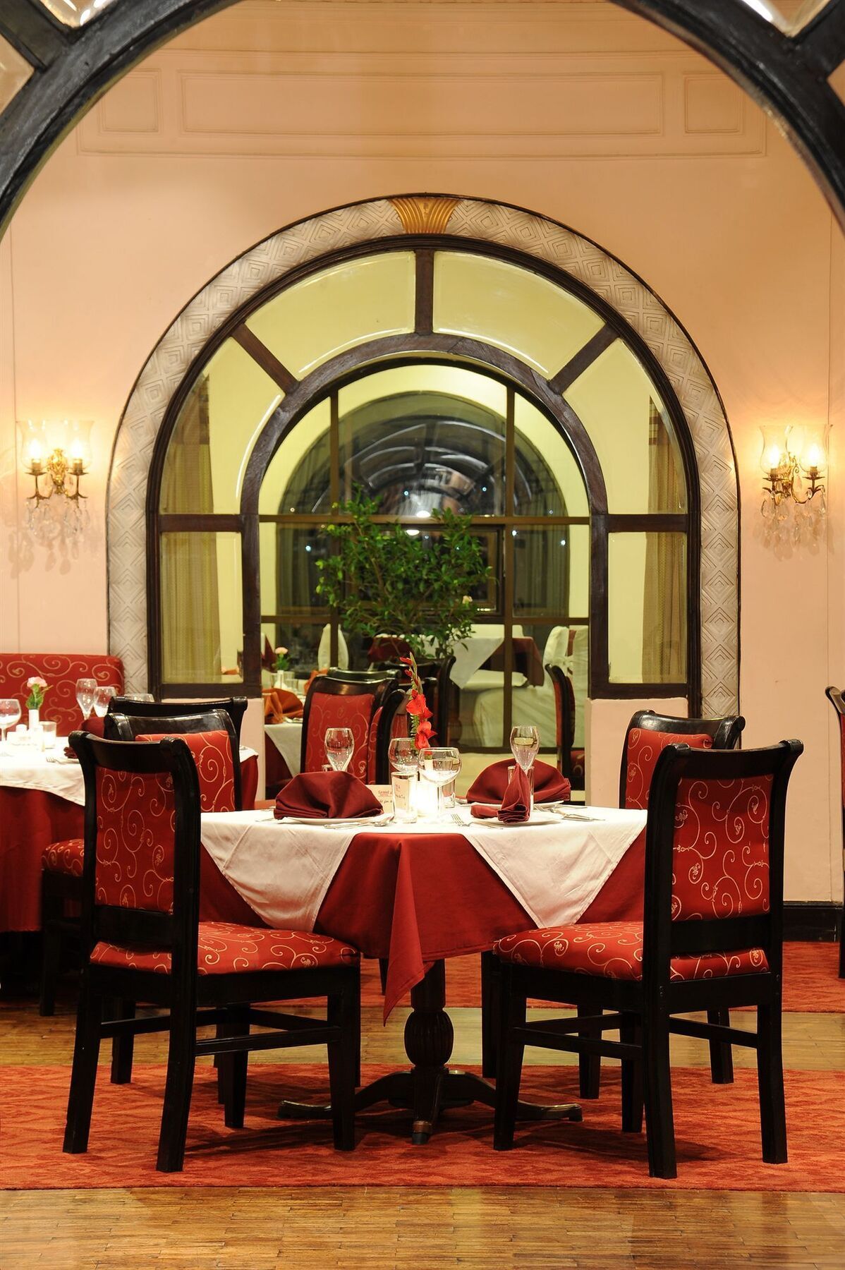 Grand Hotel Kathmandu Esterno foto
